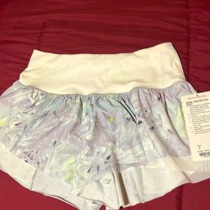 Lululemon Water:Sea Me Rub Short